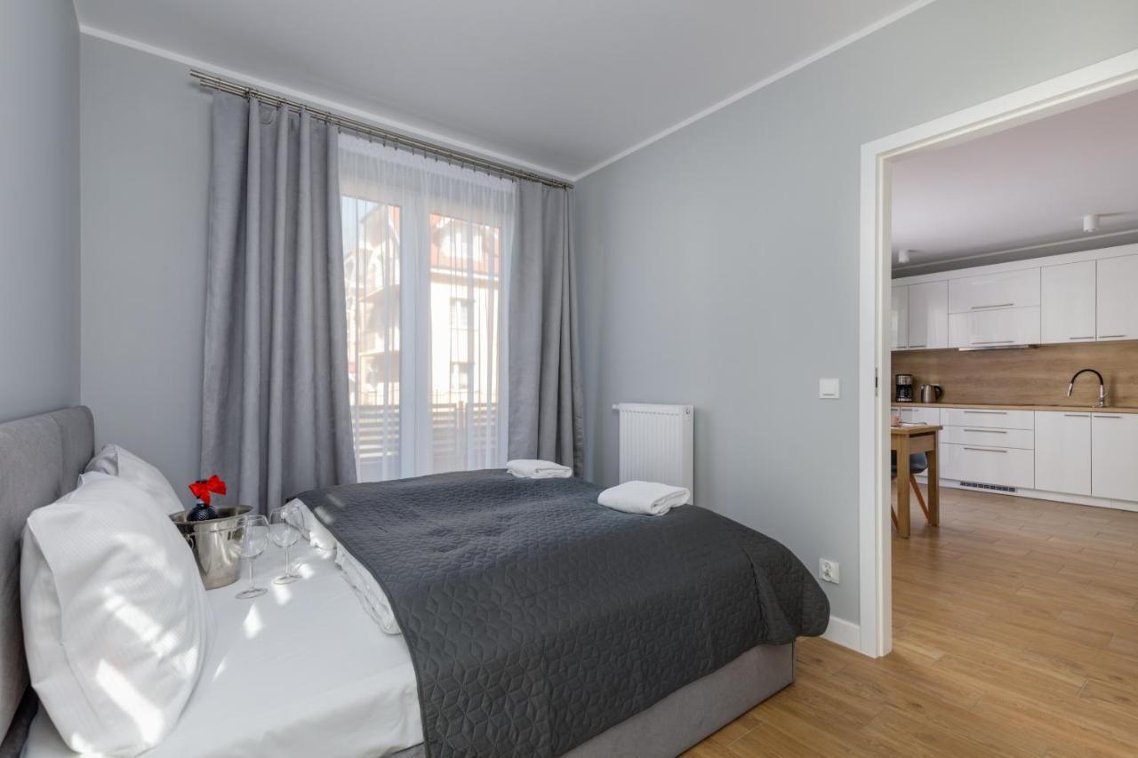 Apartment With Parking 500 M From The Sea By Noclegi Renters Międzywodzie Kültér fotó