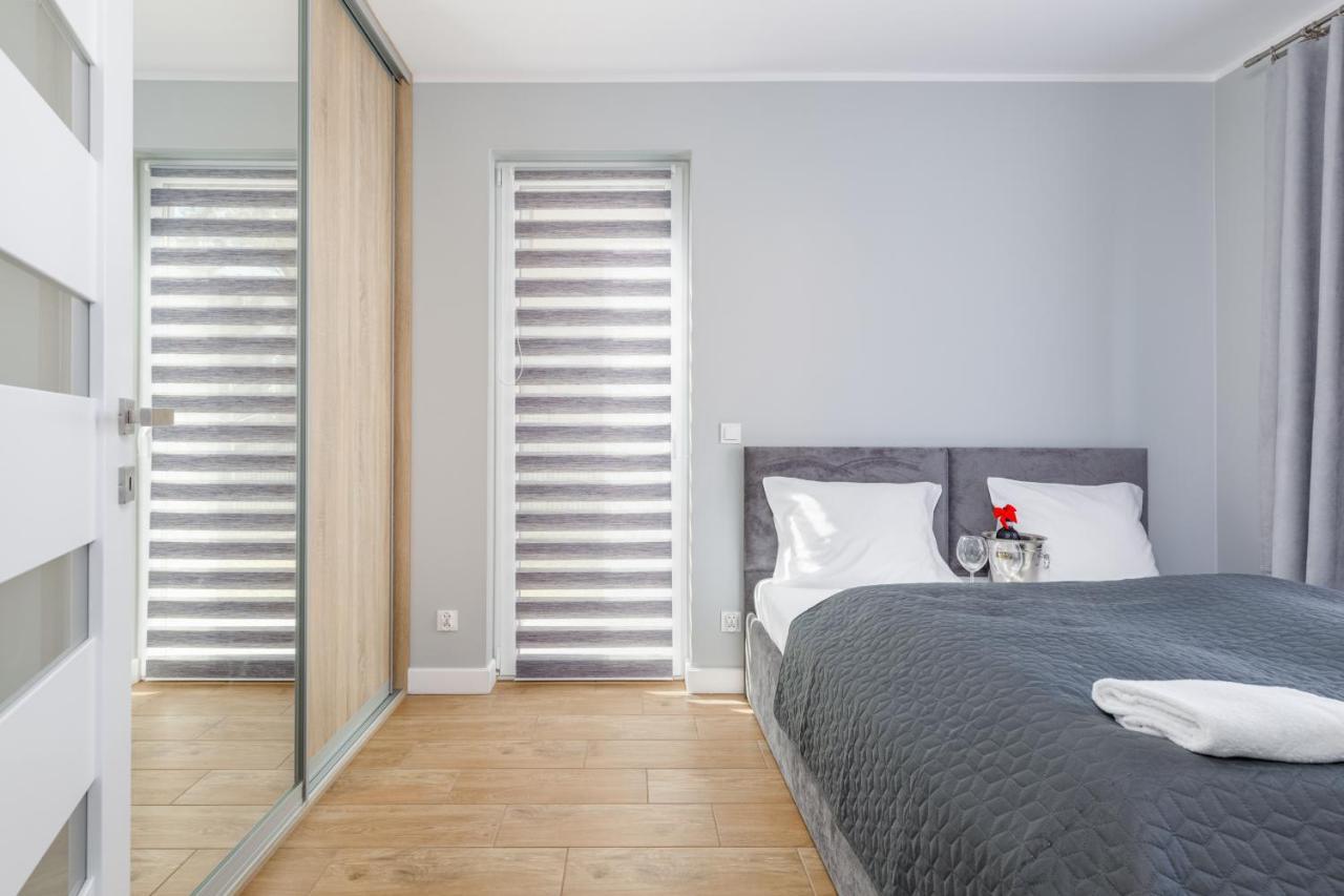 Apartment With Parking 500 M From The Sea By Noclegi Renters Międzywodzie Kültér fotó